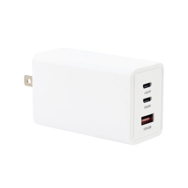 USB charger GaN 2 USB-C + 1 USB-A PD65W  UC010Q65