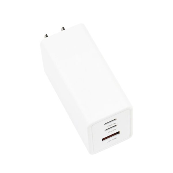 USB charger GaN 2 USB-C + 1 USB-A PD65W  UC010Q65 - Image 2